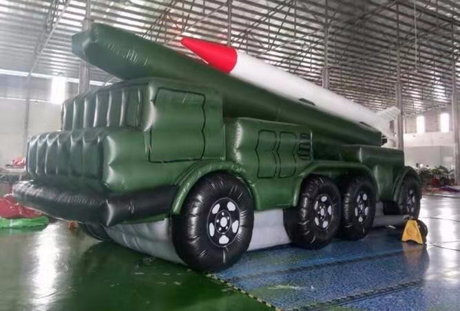 江海小型导弹车